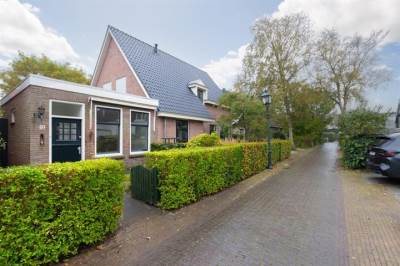 Woning Middenpad 12 Bergen (NH)