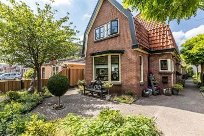 Woning Iepenlaan 23 Zwanenburg