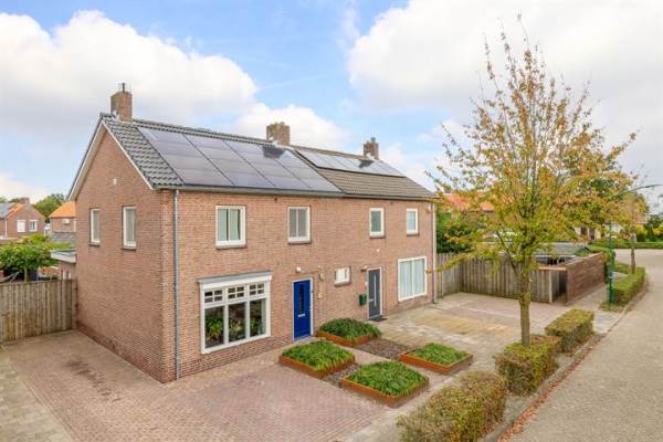 Woning Pastoor Lathouwersstraat 13 Heeswijk-Dinther