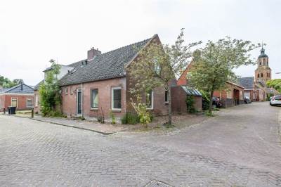 Woning Oosterstraat 10 Eenrum
