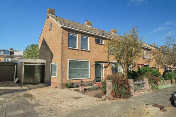 Woning Ariën Schoutenstraat 24 De Goorn