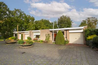 Woning Anna van Burenlaan 30 Alphen aan den Rijn