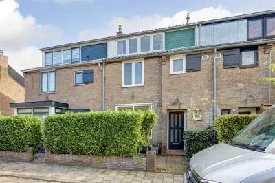 Woning Anthony van Dijcklaan 10 Baarn