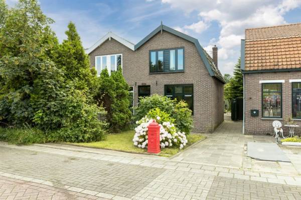 Woning Veldweg 125 Westzaan