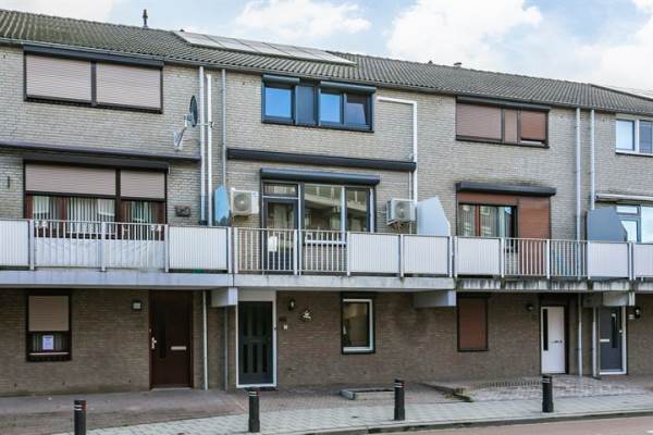 Woning Pastoor Savelbergstraat 144 Brunssum