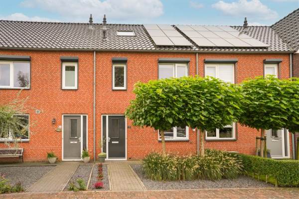 Woning Buitenwaard 18 Wijk en Aalburg