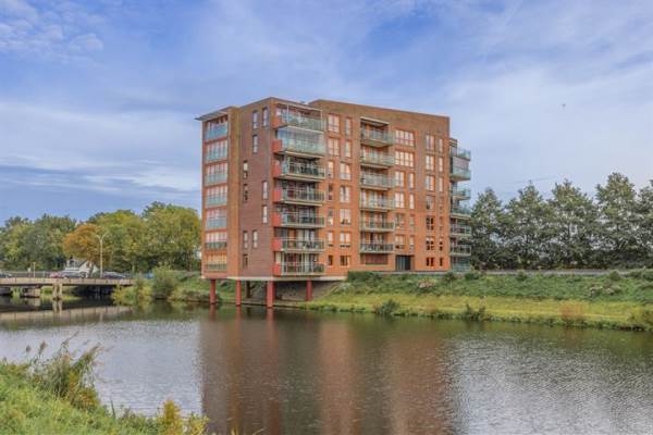 Woning Waterlinze 46 Hellevoetsluis