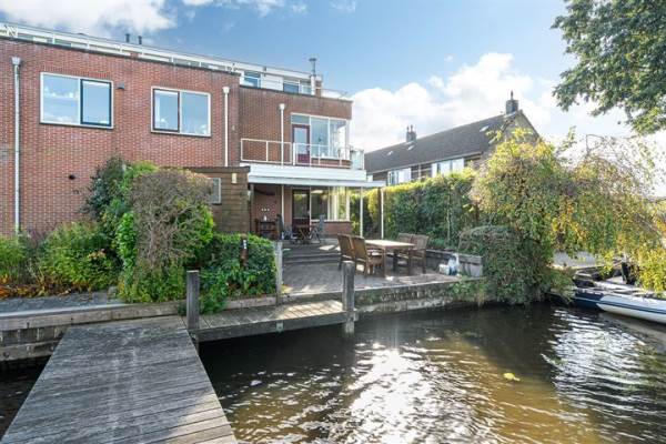 Woning De Buorkerij 15 Grou