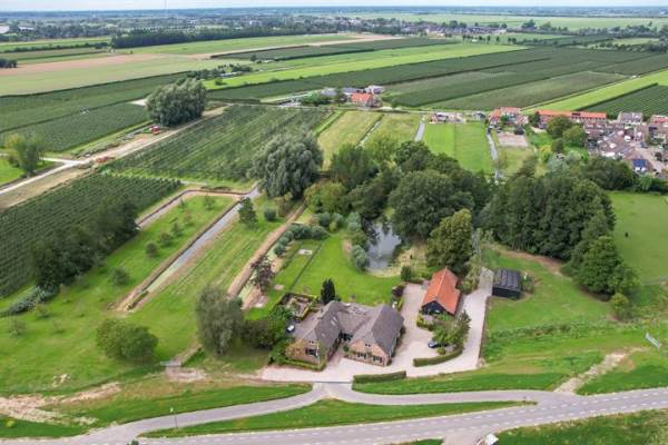 Woning Lekdijk oost 8 Lopik