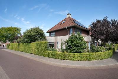 Woning Ferdinand Bolstraat 10 Ommen