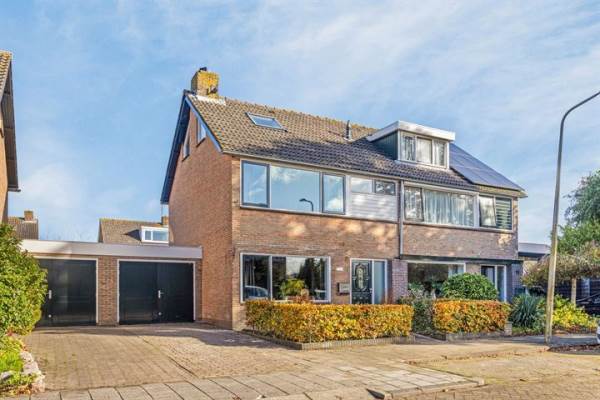 Woning Anjerstraat 9 Waarland