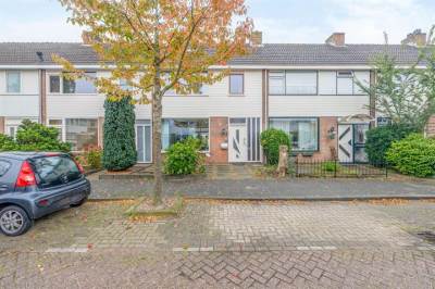 Woning Leeuwerikstraat 18 Lisse