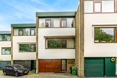 Woning John F. Kennedyplantsoen 61 Voorschoten