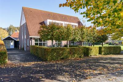 Woning De Weech 25 Luxwoude