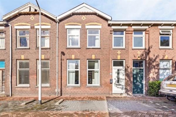 Woning Tolstoistraat 16 Zaandam