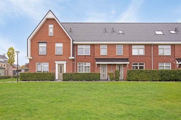 Woning Hazeweel 24 Zwaag