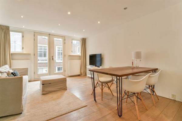 Woning Voetboogstraat 4- 2 Amsterdam