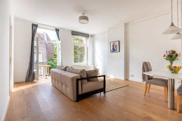 Woning Jacob Marisstraat 97- 1 Amsterdam