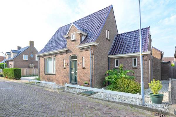 Woning Sint Nicolaasstraat 28 Lutjebroek