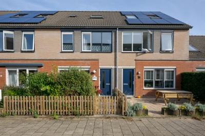 Woning Alexander Adamskistraat 7 Voorschoten
