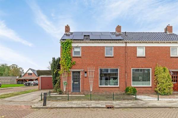 Woning Spoorstraat 20 Warffum
