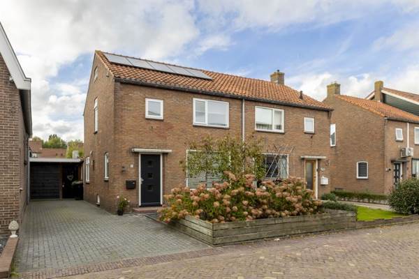 Woning Schoolstraat 9 Hardinxveld-Giessendam