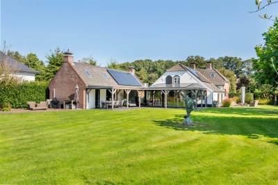 Woning Grotestraat 1 Bergharen