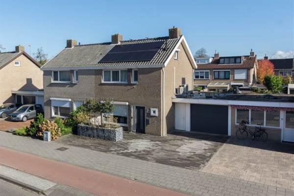 Woning President Kennedylaan 13 Roosendaal