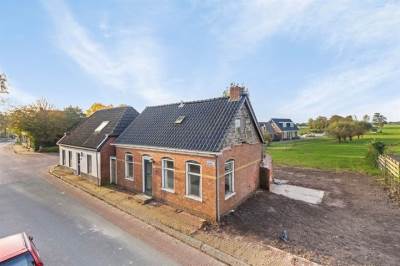 Woning Brugstraat 60 Pieterzijl