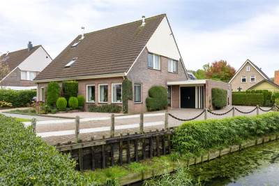 Woning Dijkrechter 16 Winsum (GR)