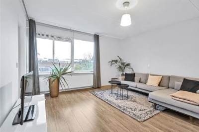 Woning Montfoorthof 53 Amsterdam