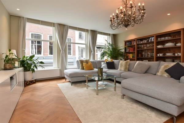 Woning Fluwelen Burgwal 1-D 2 Den Haag