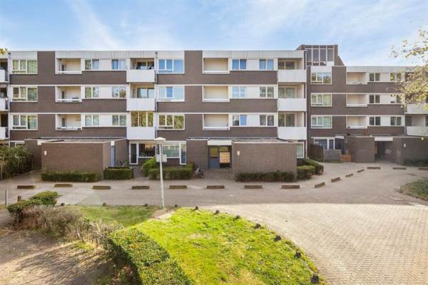 Woning Opijnenhof 110 Amsterdam