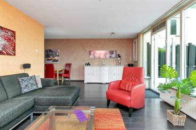 Woning Maaseikstraat 28 Amsterdam