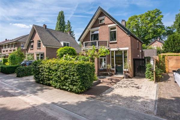 Woning Van Aelstlaan 10 Apeldoorn
