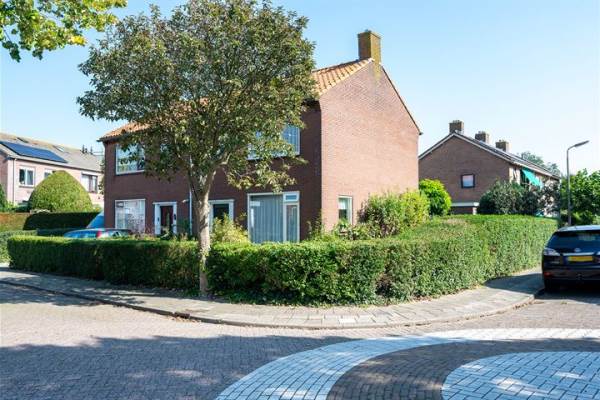 Woning Johan Willem Frisostraat 3 Nieuwerbrug aan den Rijn