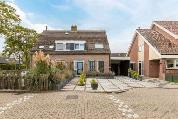 Woning De Praam 32 Tuitjenhorn