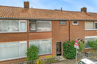 Woning Mgr. W.M. Bekkerslaan 58 Maassluis