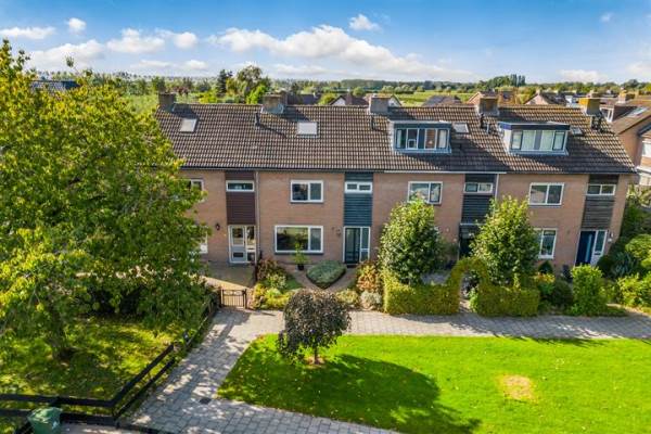 Woning Lijsterbeslaan 52 Lexmond