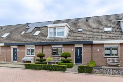 Woning Anjerlaan 91 Almkerk