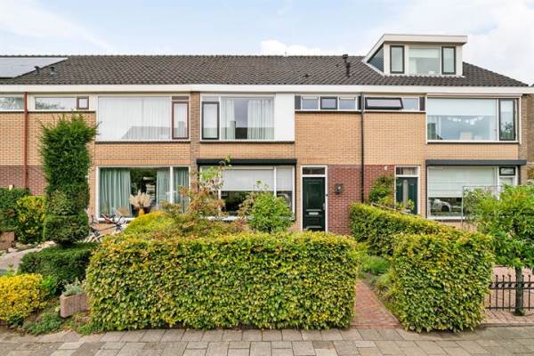Woning van Wassenaerstraat 56 Oud-Beijerland