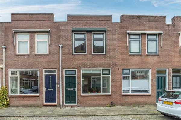 Woning Derde kade 80 Gouda