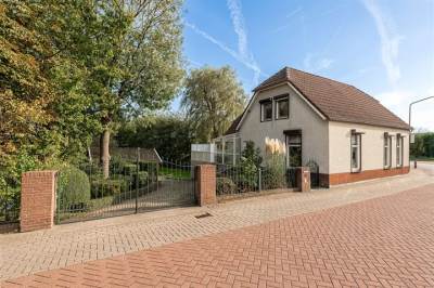 Woning Rijksweg 104 Nieuwendijk