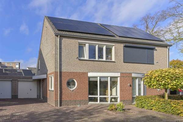 Woning Meidoornlaan 4 Tegelen