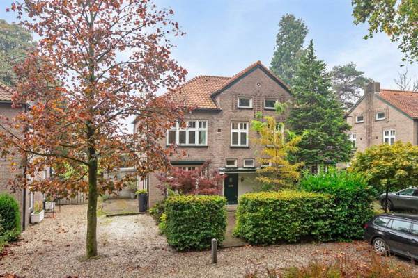 Woning Polhoutlaan 11 Apeldoorn