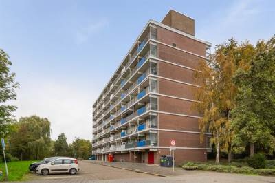 Woning Burgemeester A. van Walsumlaan 211 Vlaardingen