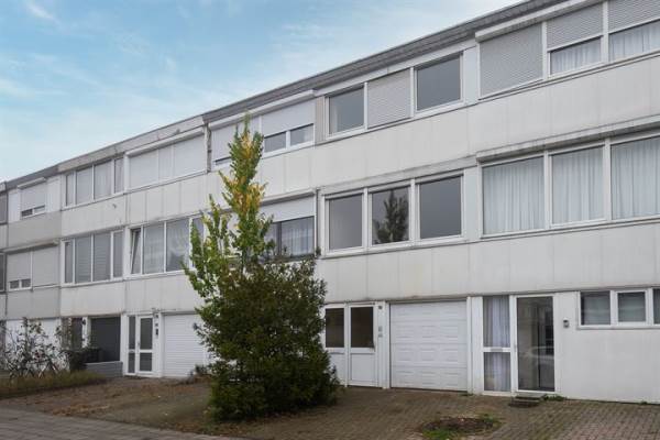 Woning Kasteel Hillenraedtstraat 93 Roermond
