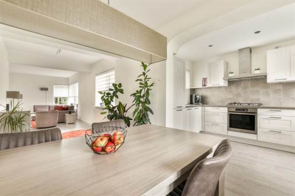 Woning Van den Berghlaan 329 Hoofddorp