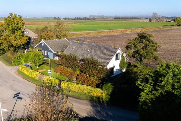 Woning Plattedijk 11 Hengstdijk