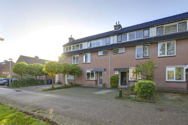 Woning Koolmeeshaag 79 Houten